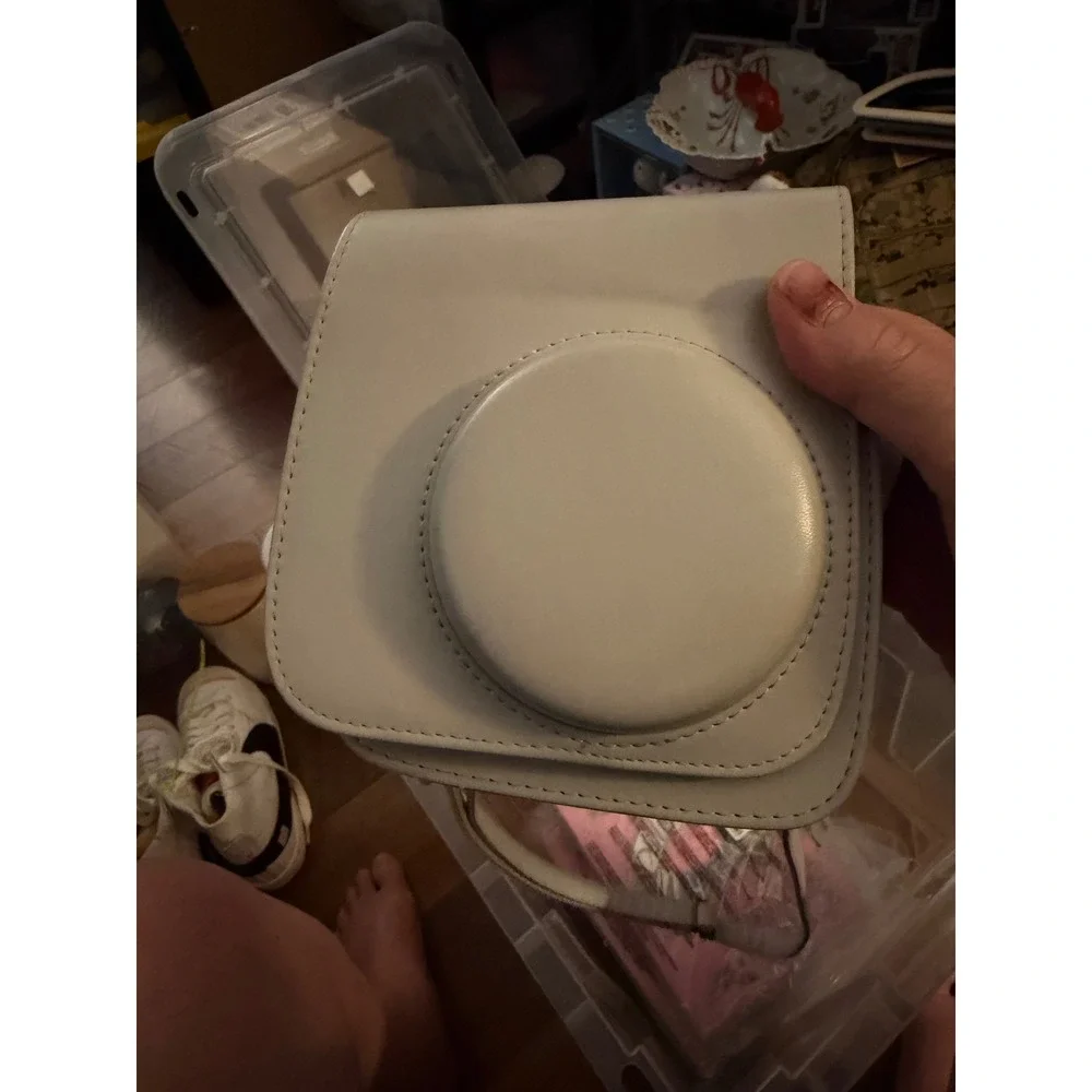 Fujifilm‎ Instax Mini 11 Camera Case Ice White Excellent Vegan Leather Strap